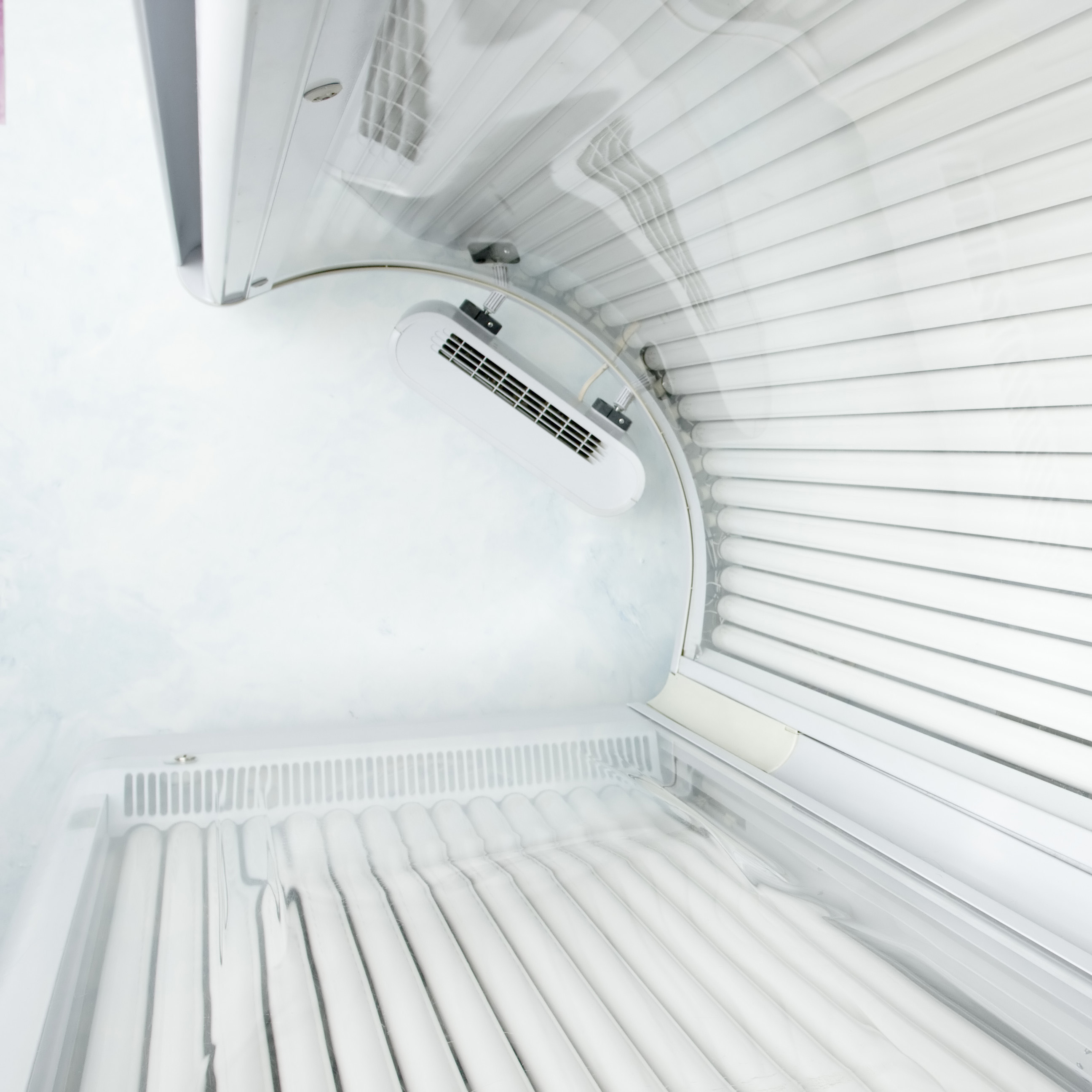 Посещаете ли Вы солярий?