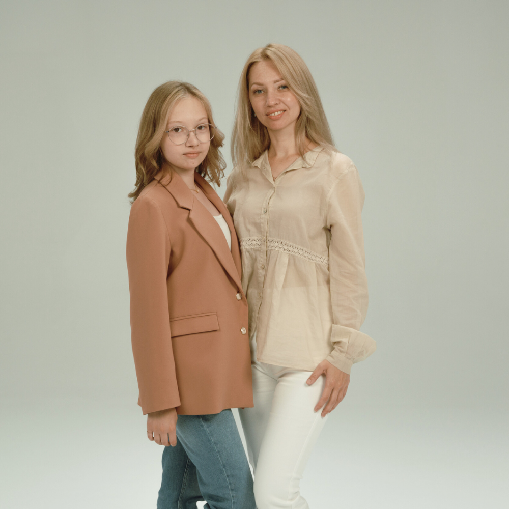 «Трансплантация проходила в день моего рождения. Получается — родилась заново», — как Юлия Малькова победила лимфобластный лейкоз