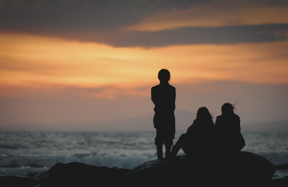 Как рассказать о болезни ребенка окружающим, друзьям и знакомым